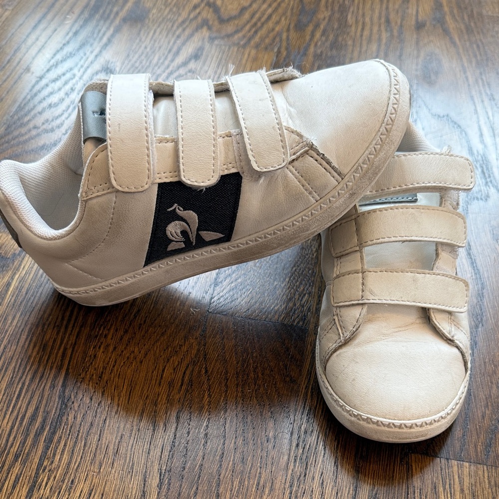 Le Coq Sportif Kids White Velcro Sneakers with Black Accent